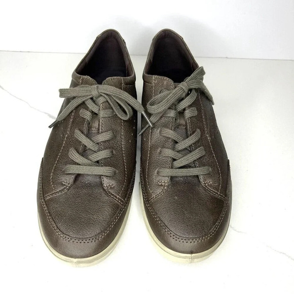 Ecco Brown Leather Comfort Sneakers Distress Tan Outsoles Size Size 44 Casual - Picture 2 of 10